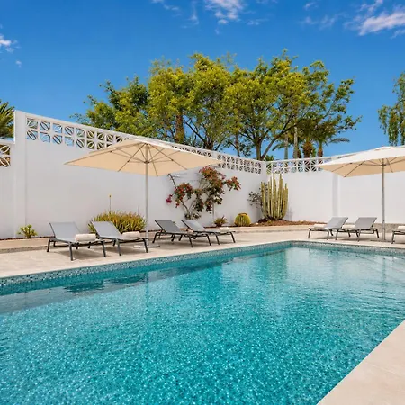 Vila Exclusive Olivia With Private Heated Pool Callao Salvaje